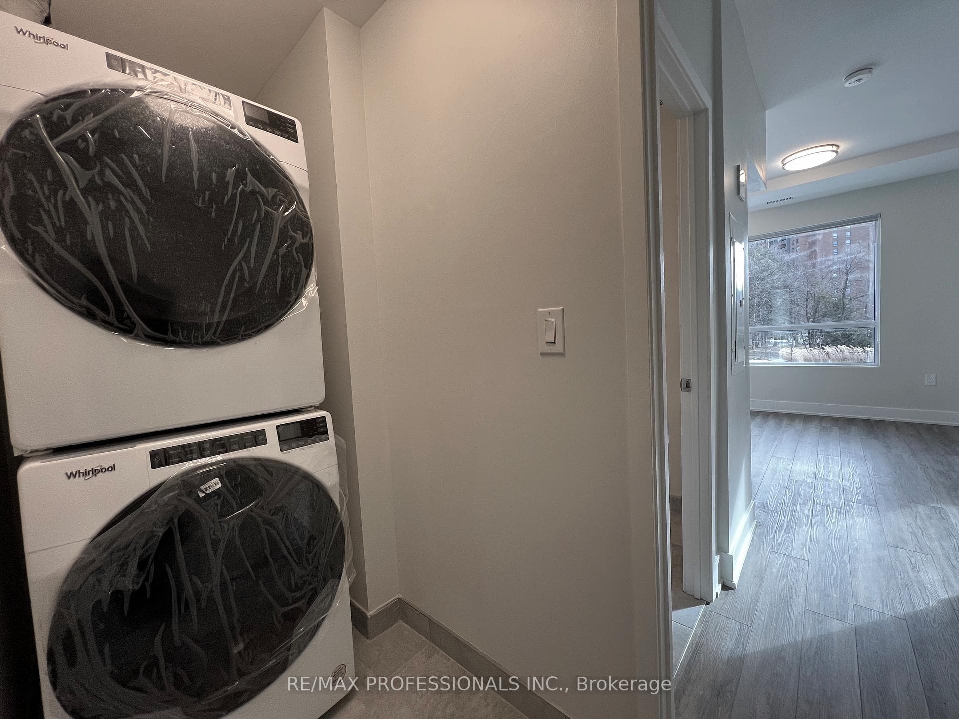 62 Dixfield Drive Unit 123 photo 14