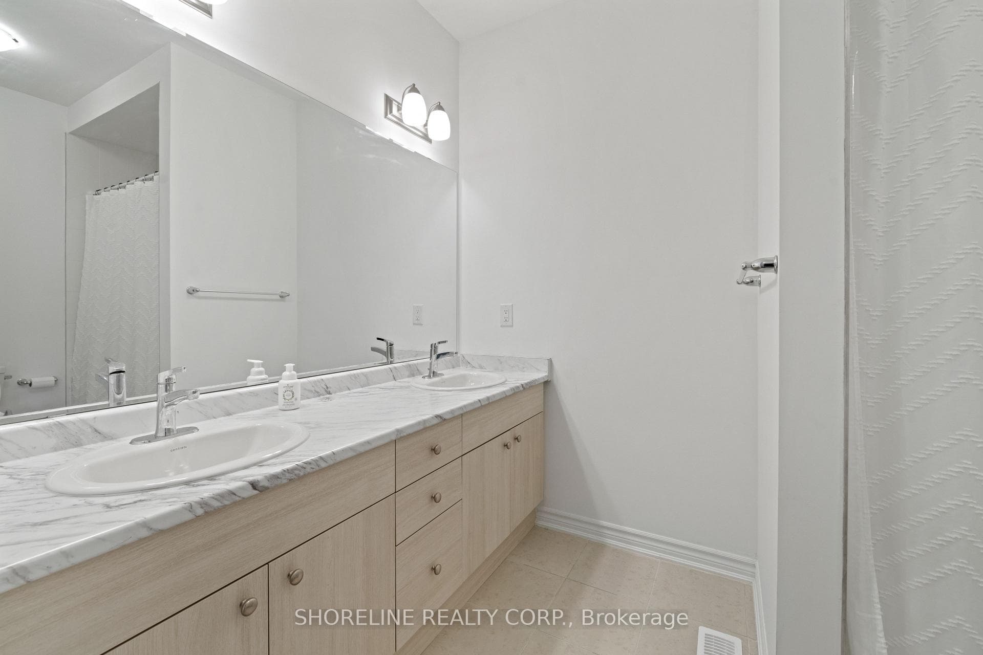 1239 Ferguson Drive photo 16