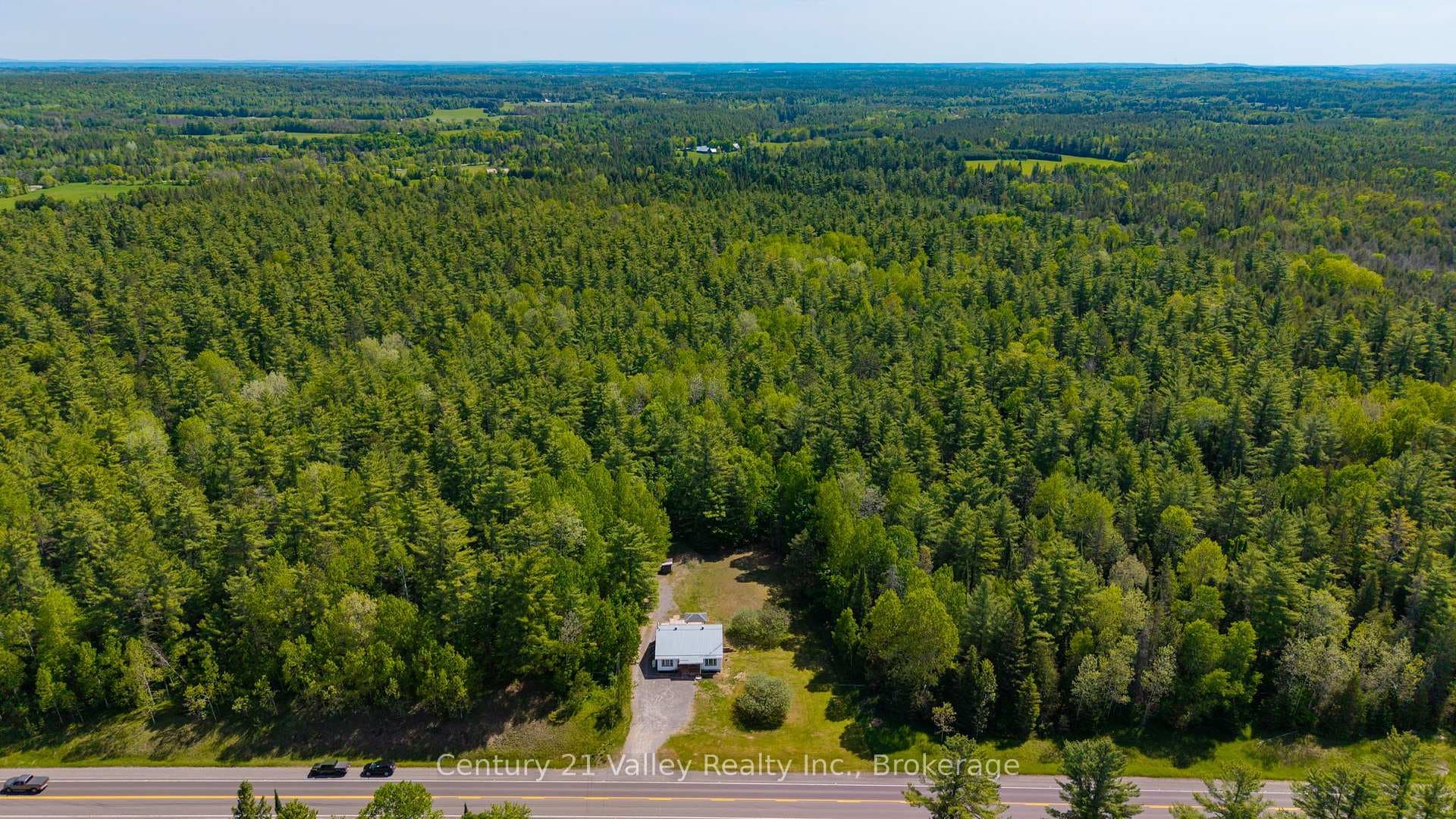 33898 41 Highway photo 2