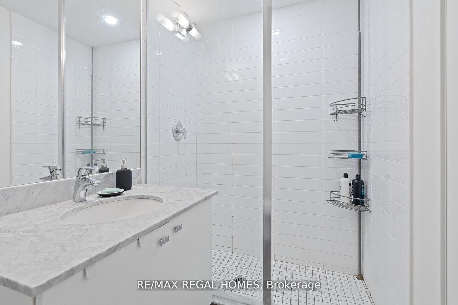 69 Lynn Williams Street Unit 806 photo 7