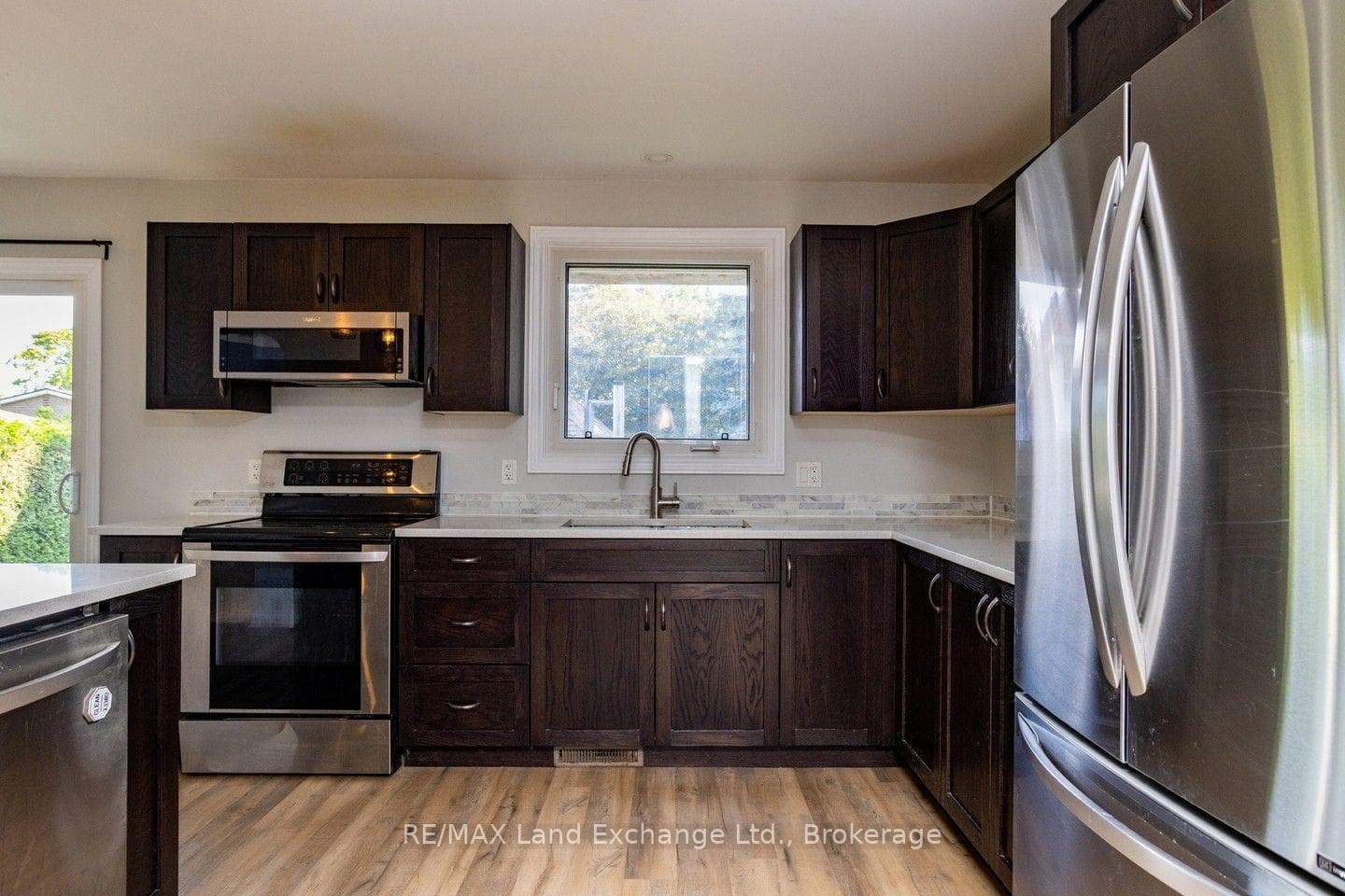 257 Kingsway Street photo 22