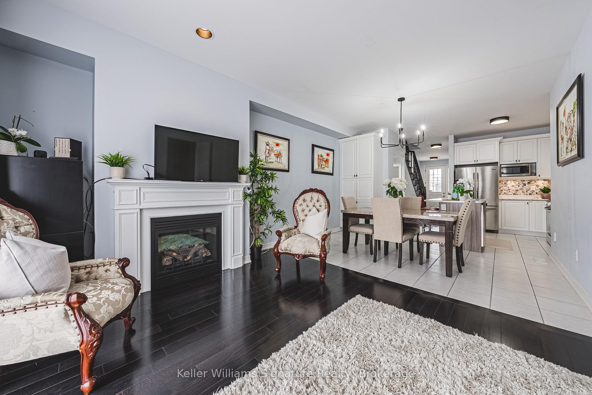 27 Dufay Road photo 15