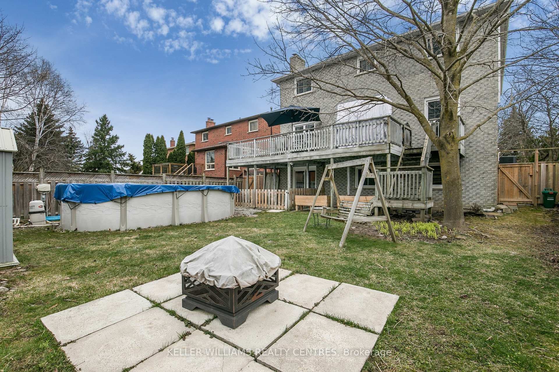 237 Osmond Crescent photo 35