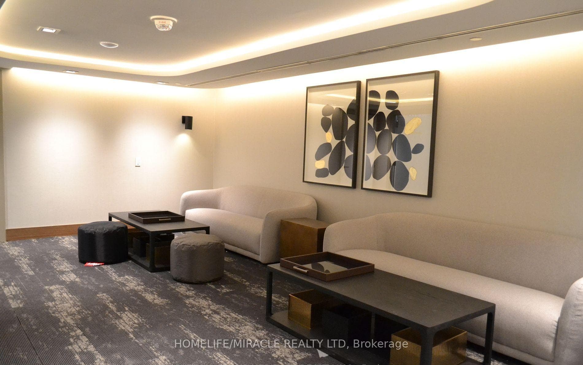 1435 Celebration Drive Unit 903 photo 5