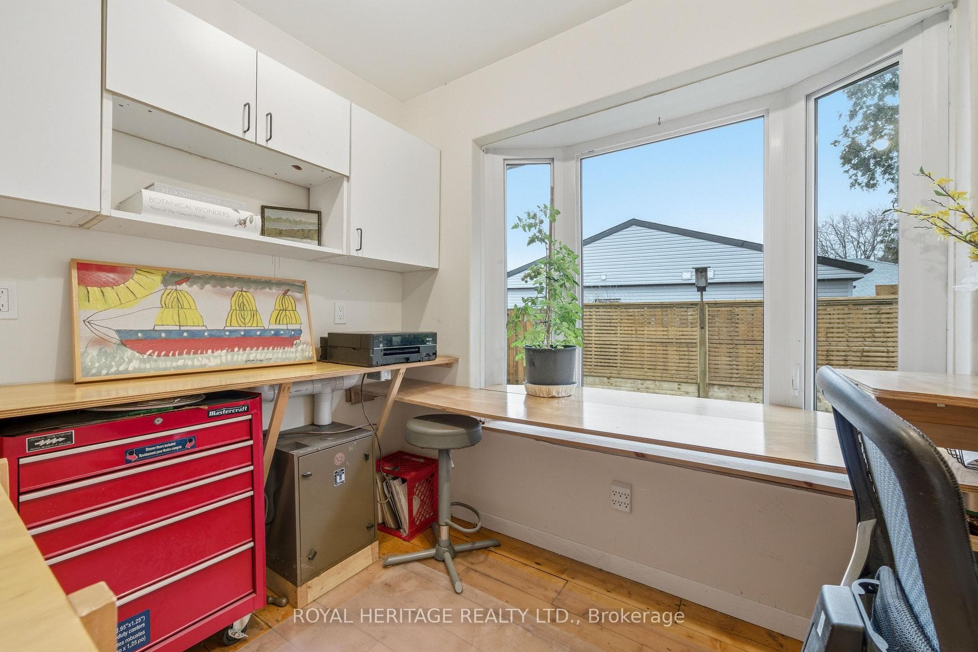 2 Langdon Avenue photo 29