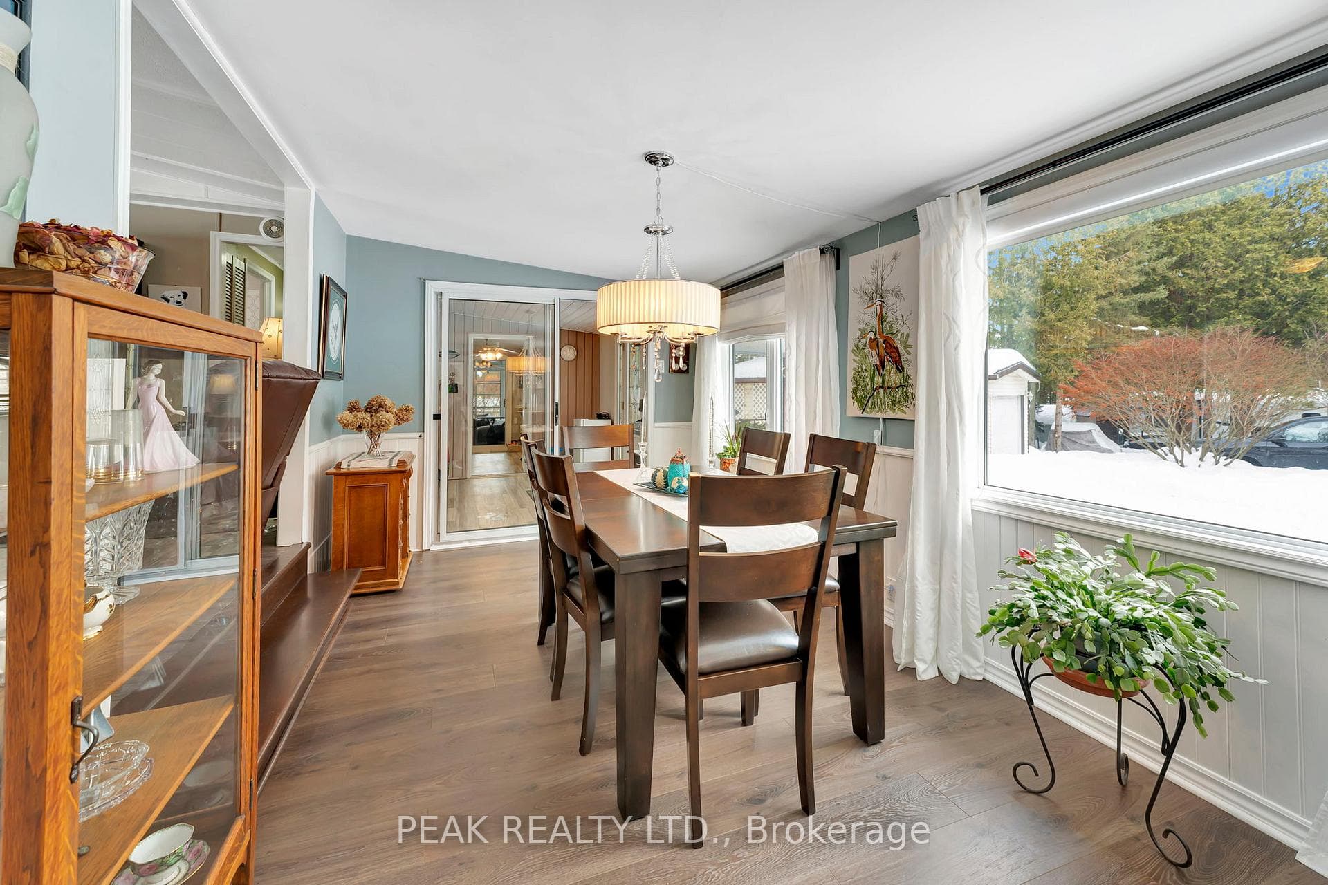 673 Brant-Waterloo Road Unit 523 photo 11