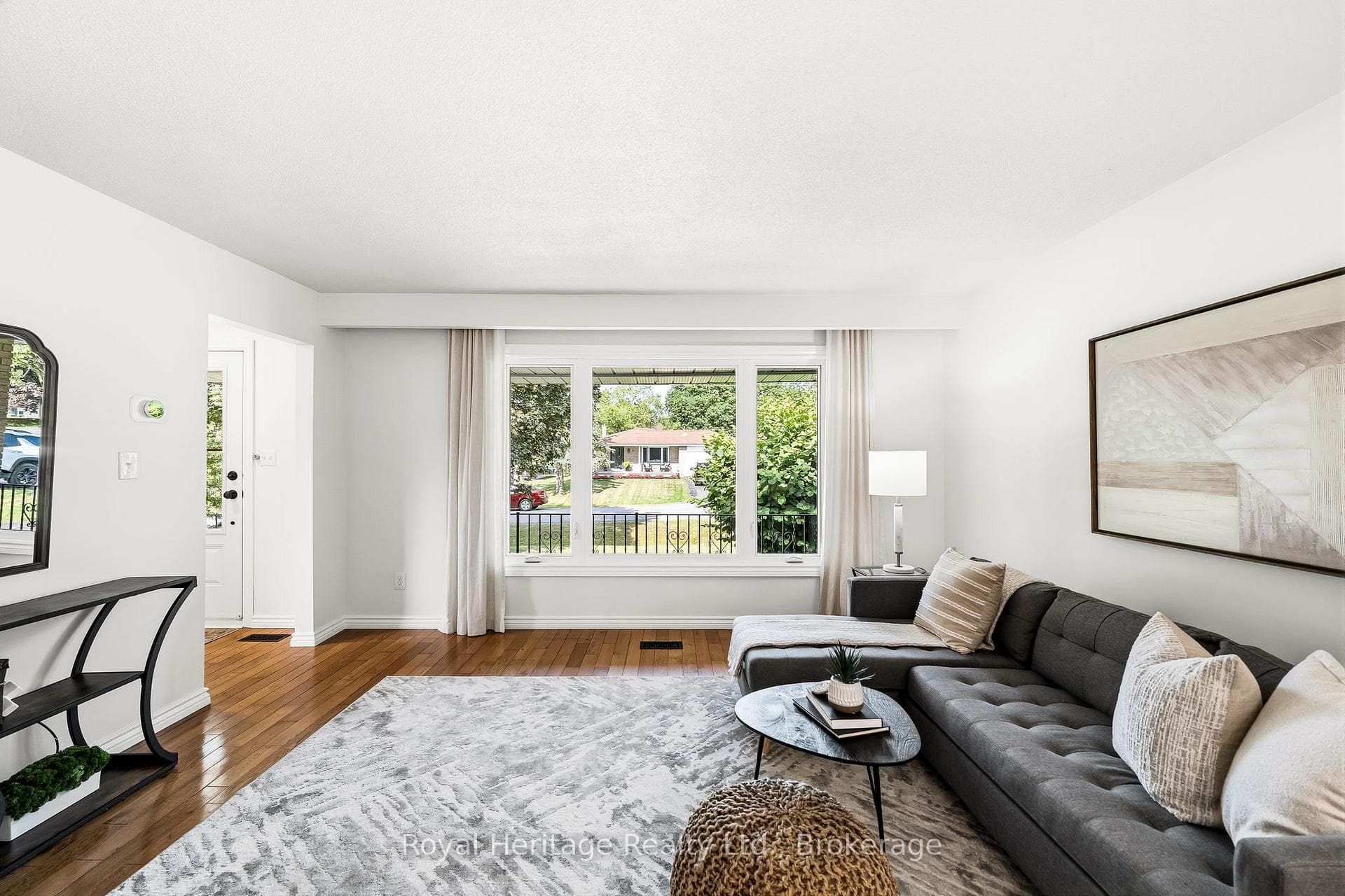 4 Thornlea Road photo 8
