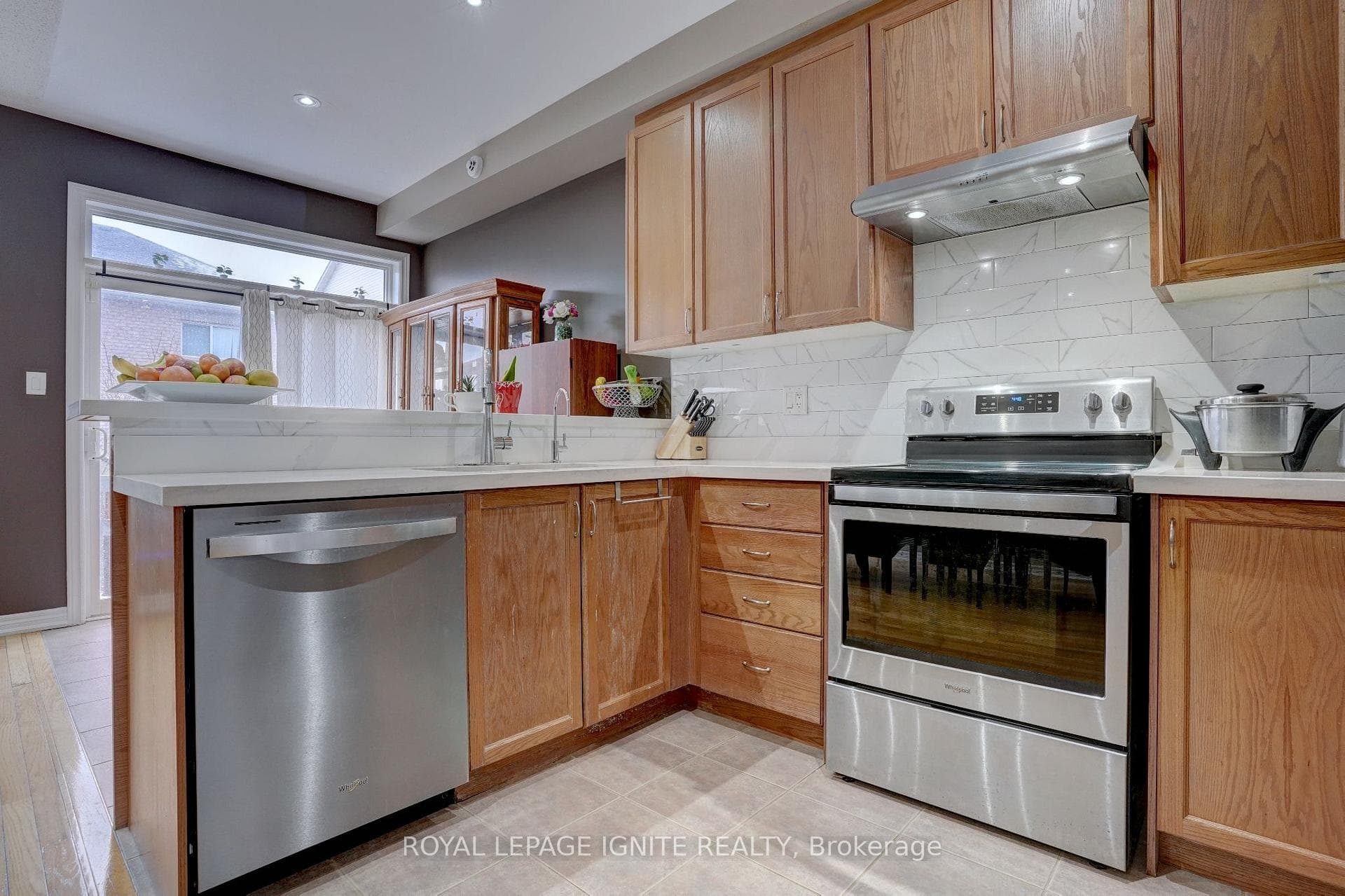82 Seahorse Avenue photo 10