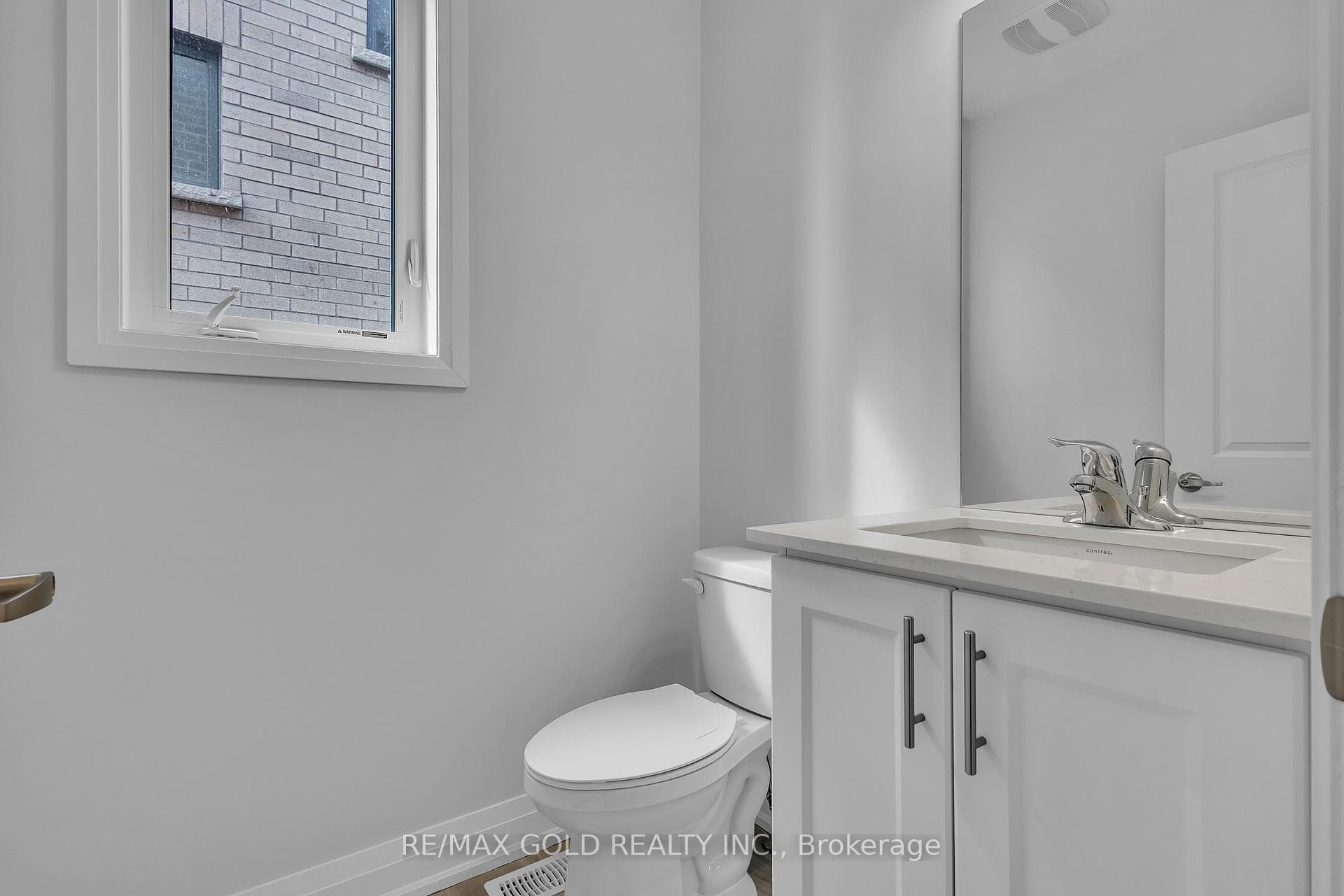 916 Knights Lane photo 14
