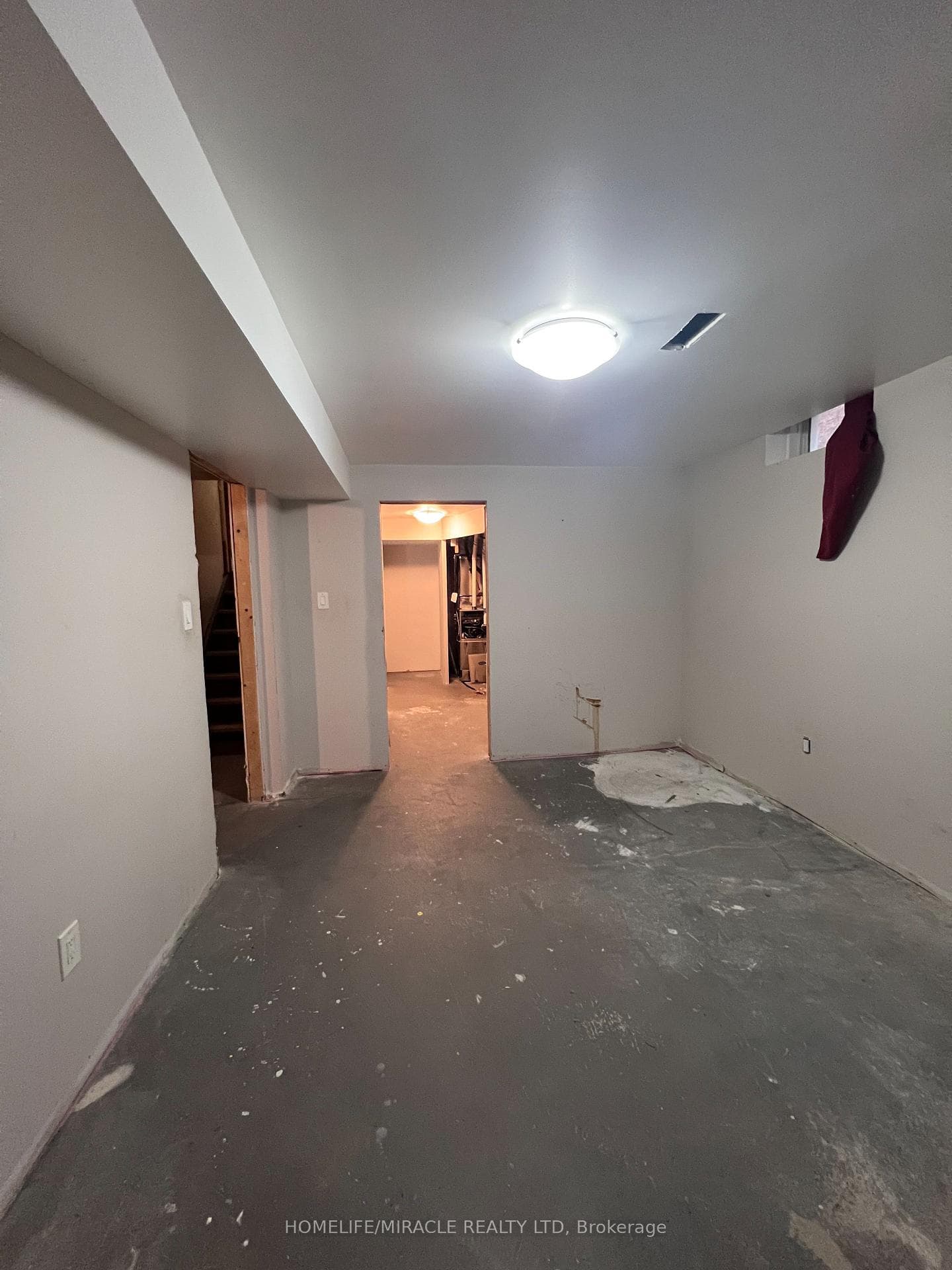 1880 Falconwood Way photo 37