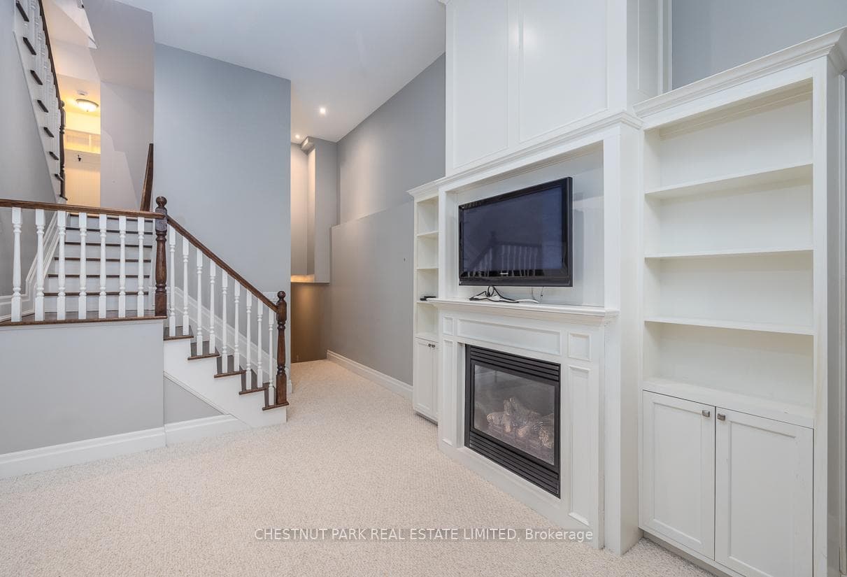 218 Randolph Road photo 15