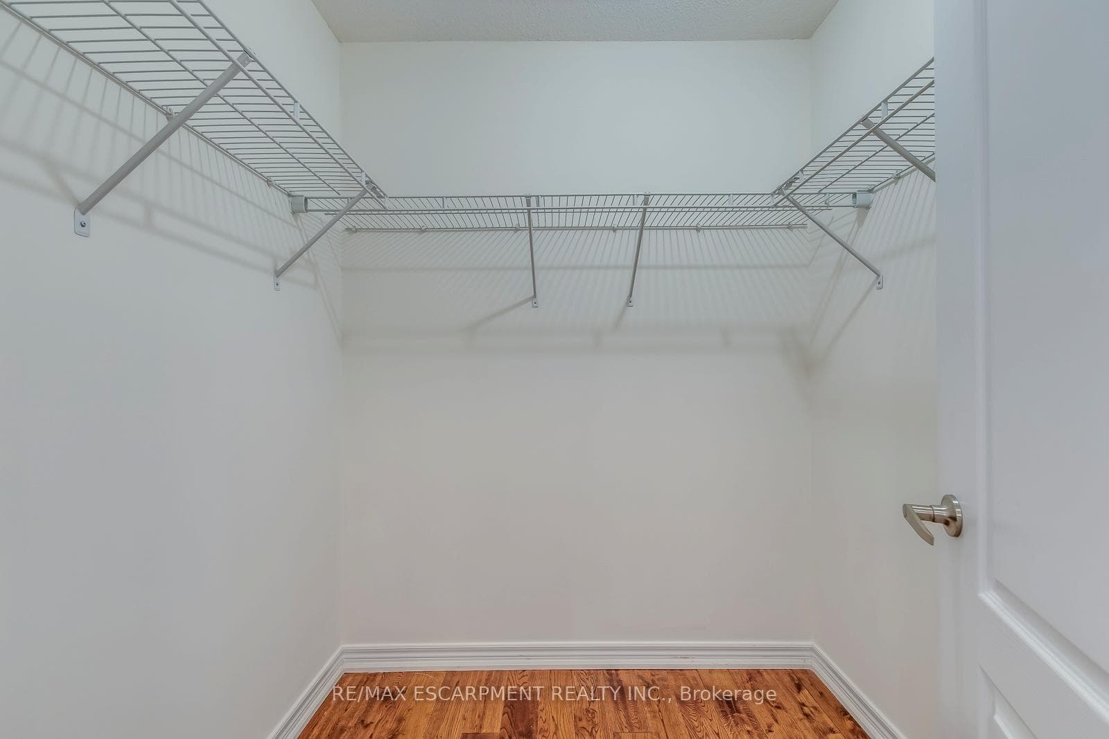 4762 Doug Wright Drive photo 18
