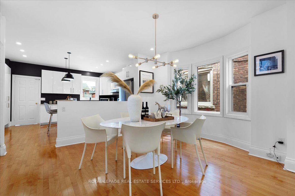 36 Appleton Avenue photo 5