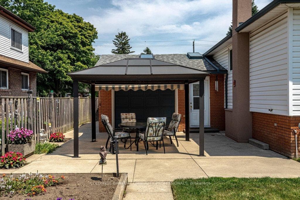 409 Mohawk Road photo 34