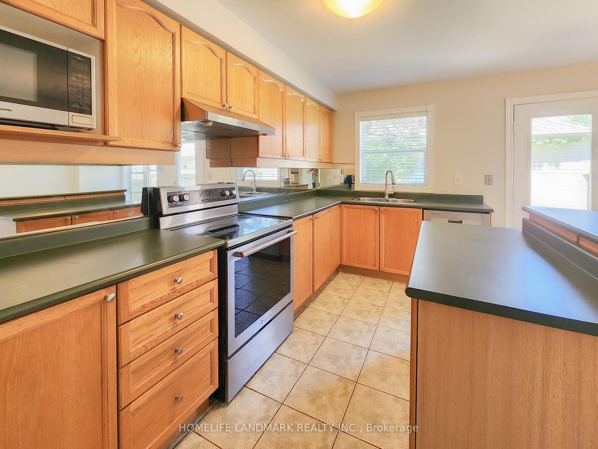 119 Glenashton Drive photo 8