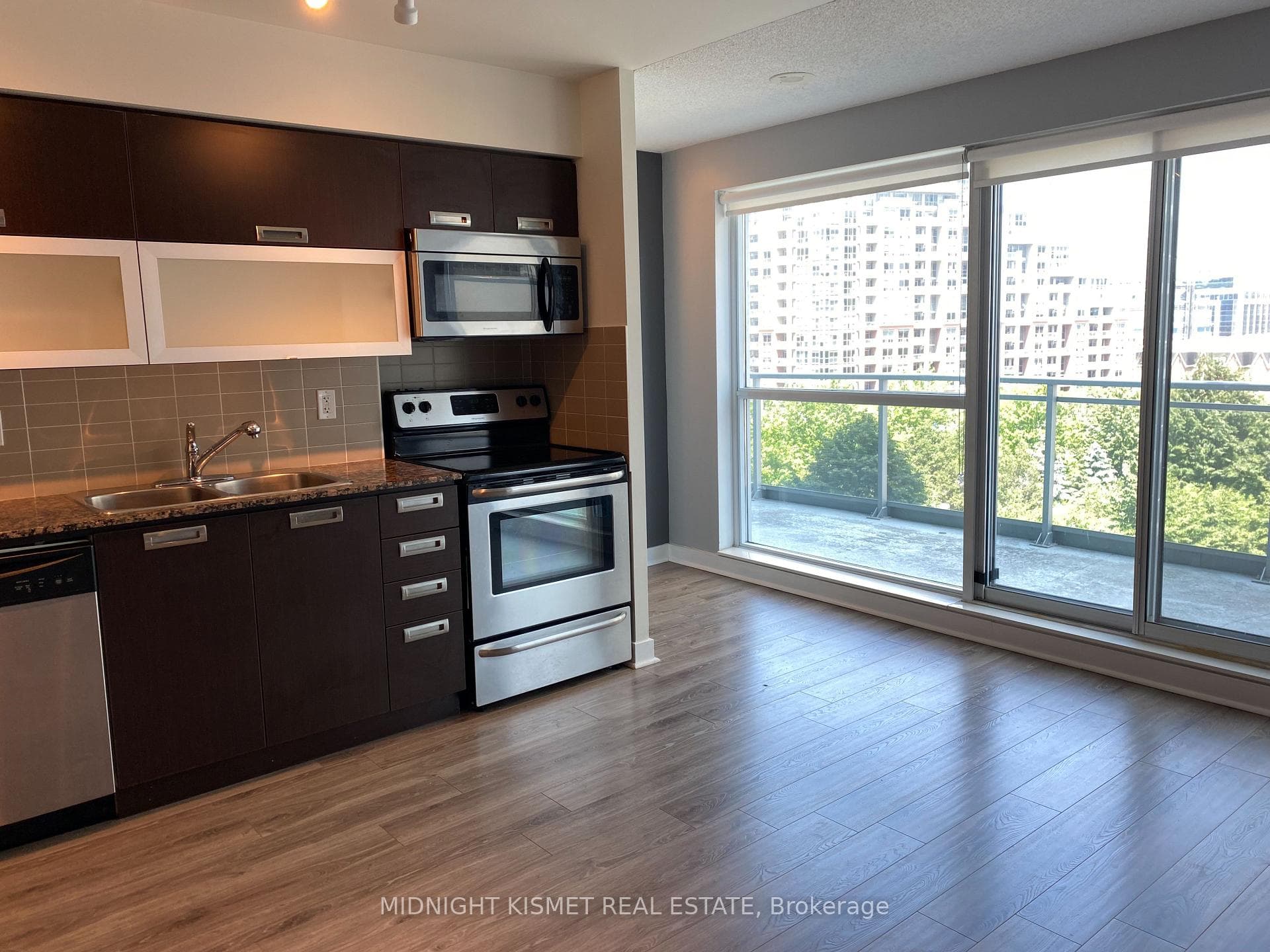 100 Western Battery Road Unit 502 photo 5