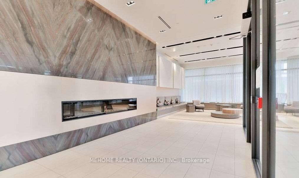 128 Fairview Mall Drive Unit 1402 photo 3