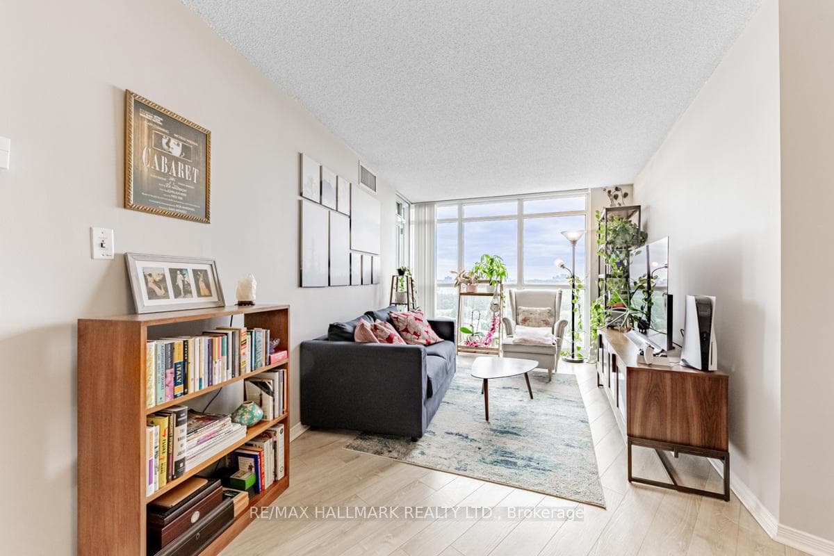 30 Harrison Garden Boulevard Unit 1505 photo 8