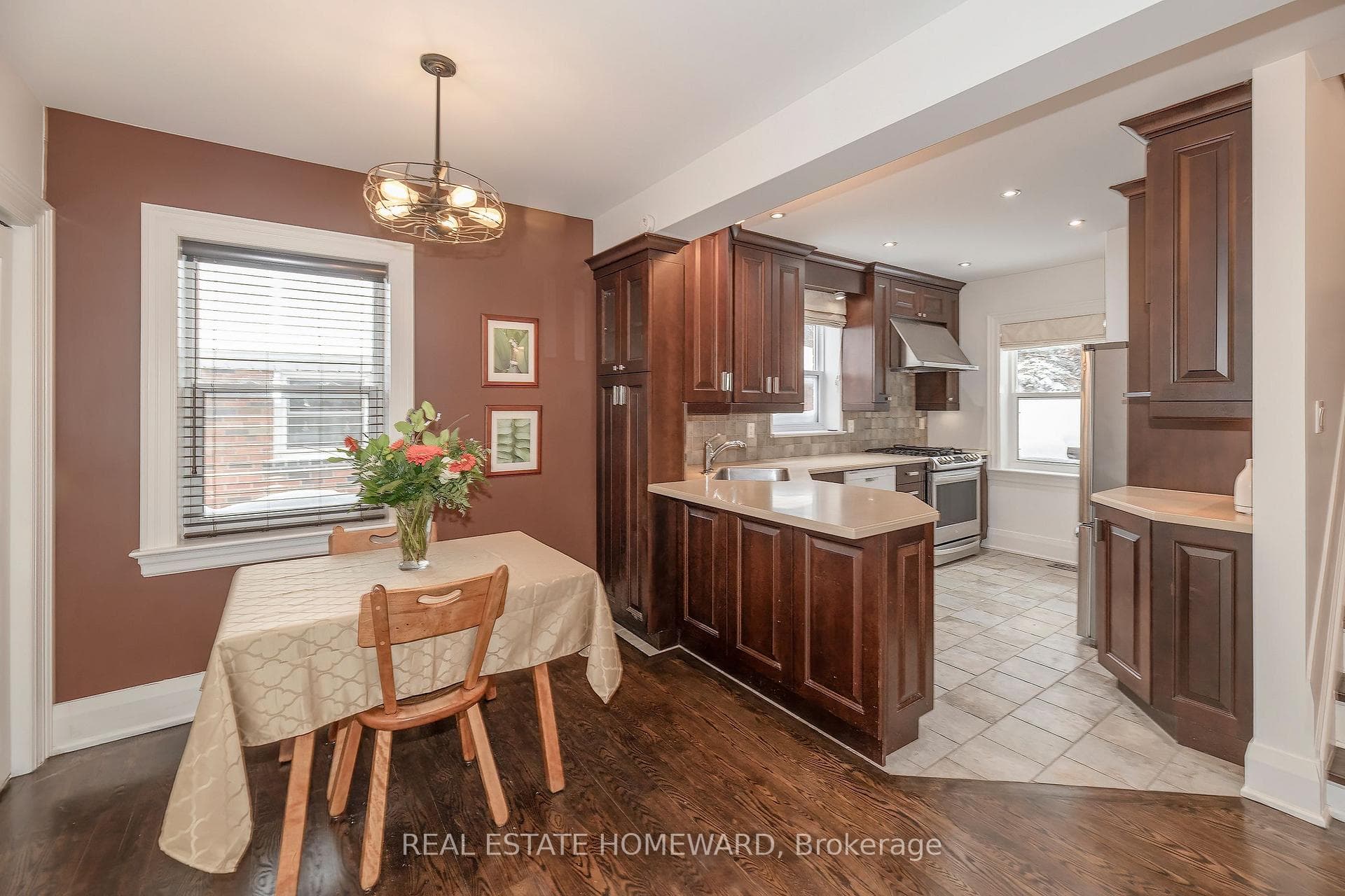 237 Ferris Road photo 3