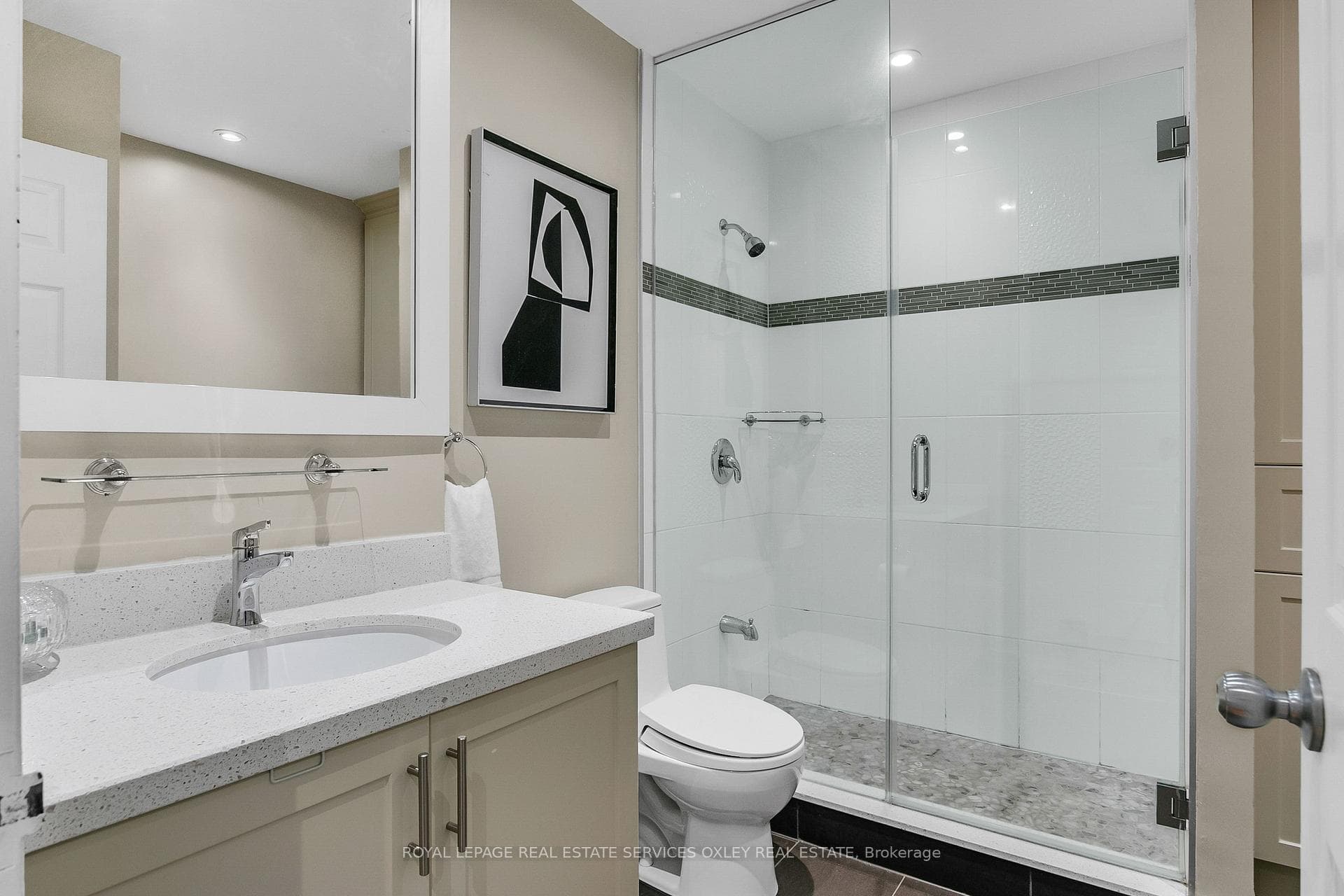 99 Harbour Square Unit PH04 photo 24