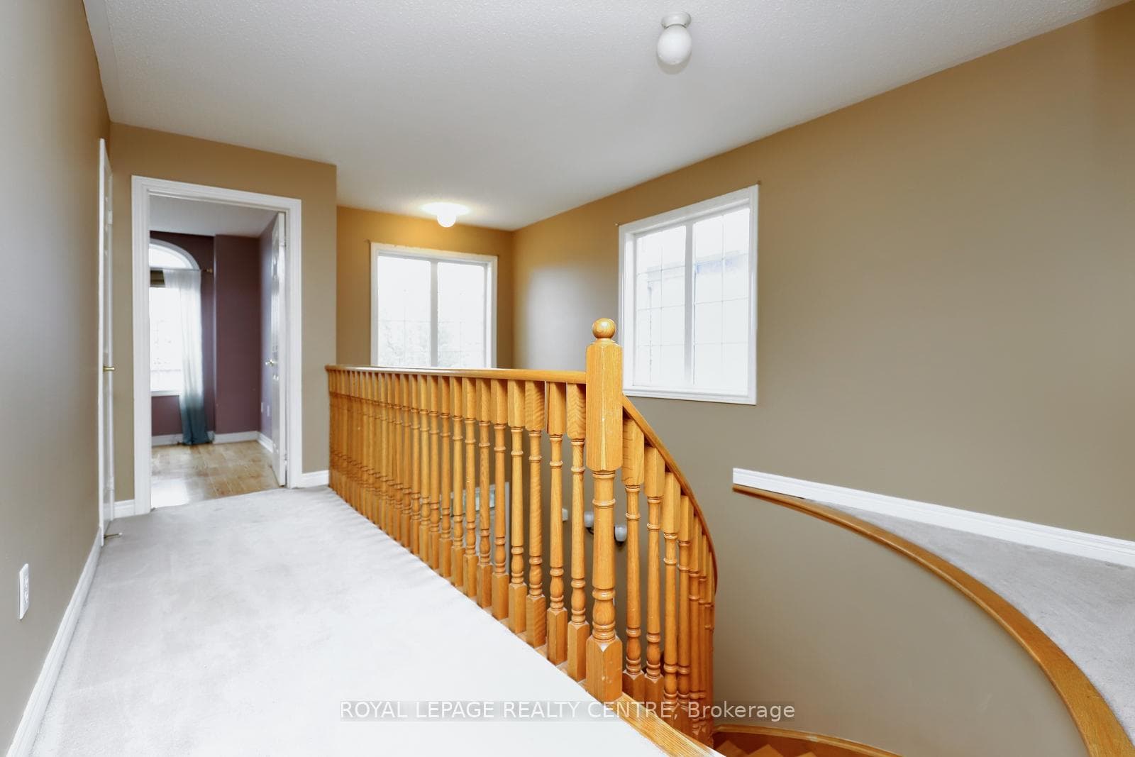 594 Navigator Drive photo 21