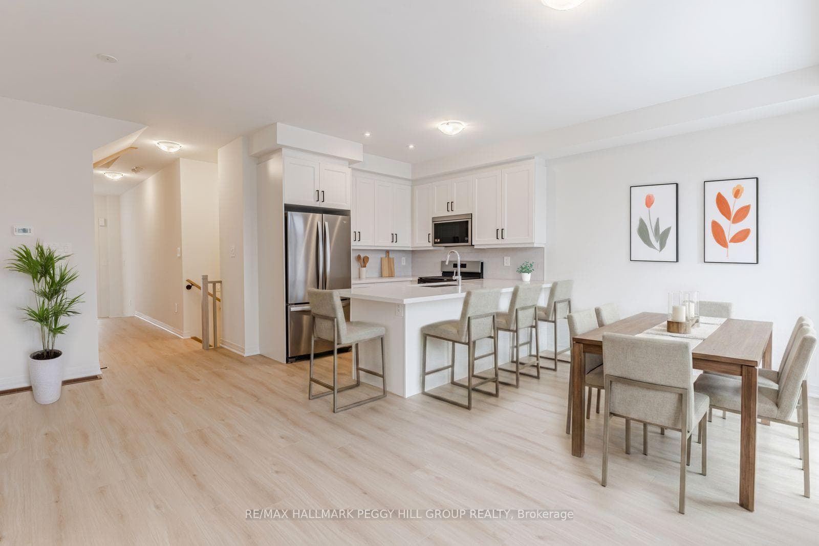 187 Durham Avenue photo 2