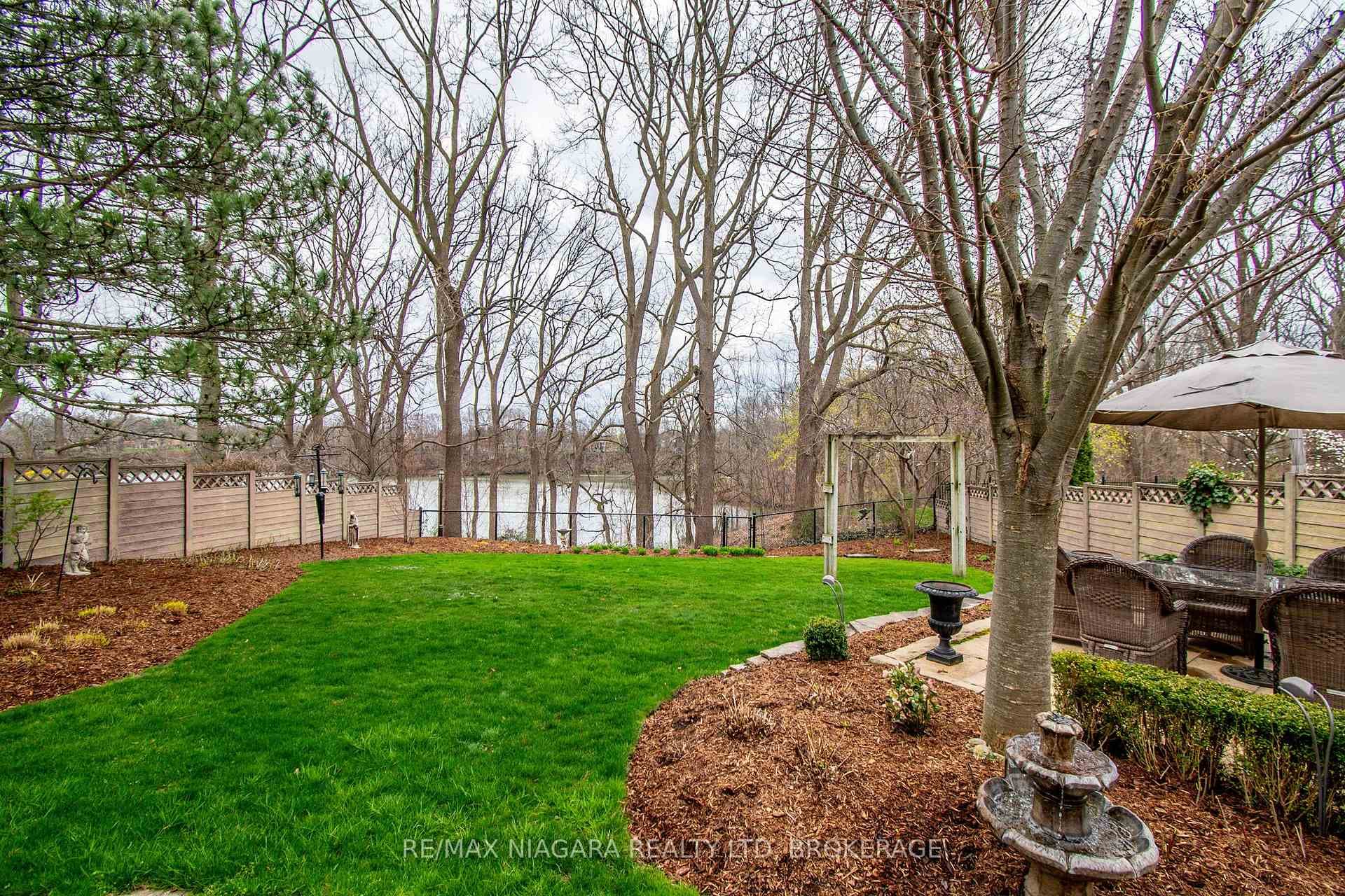 101 Port Master Drive photo 40