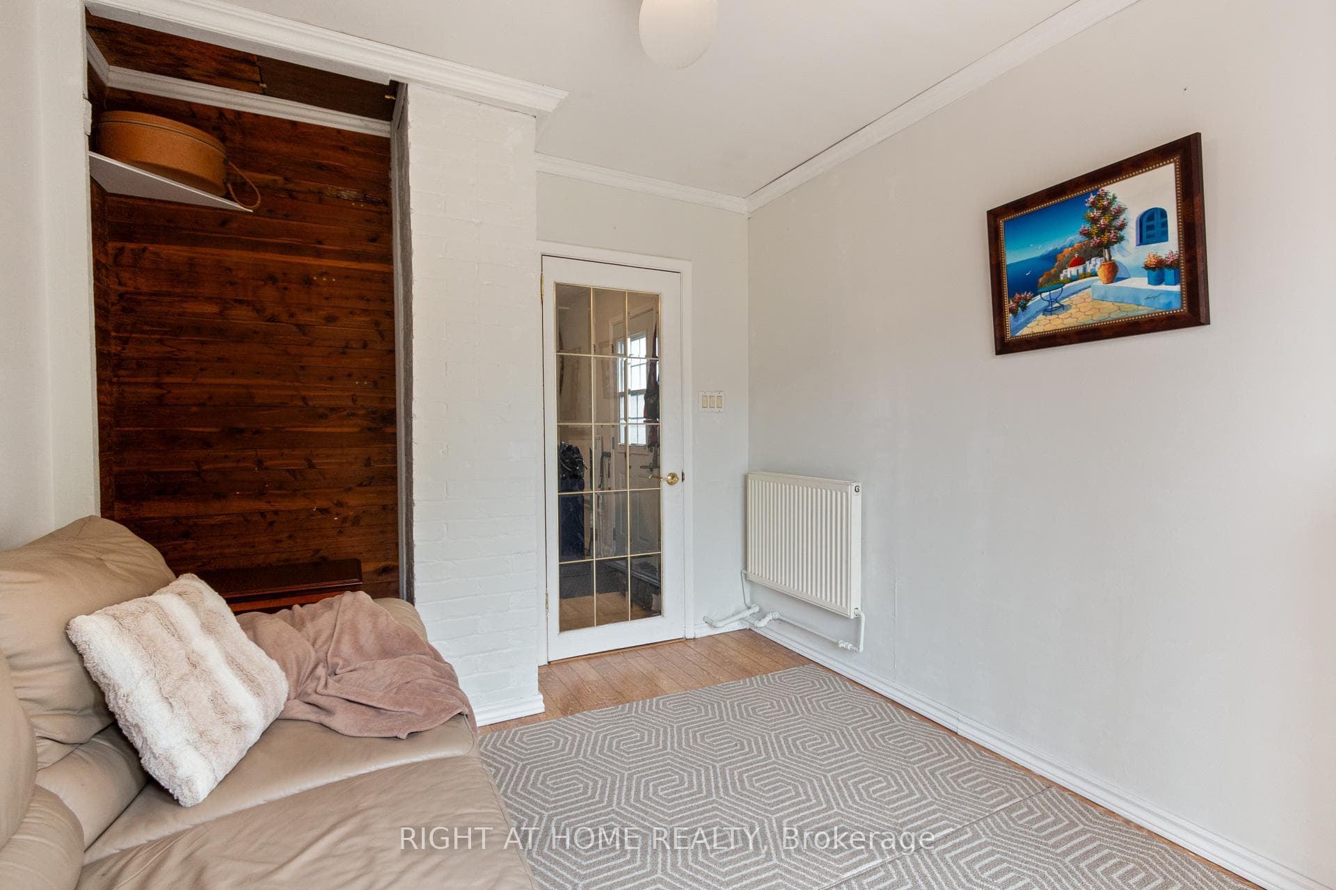 147 Harvie Avenue photo 6