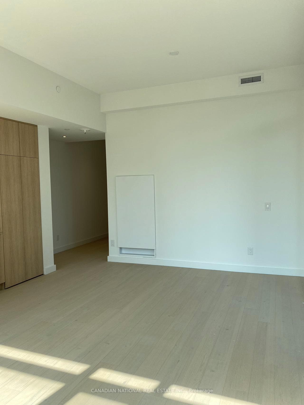 81 Wellesley Street Unit 602 photo 11