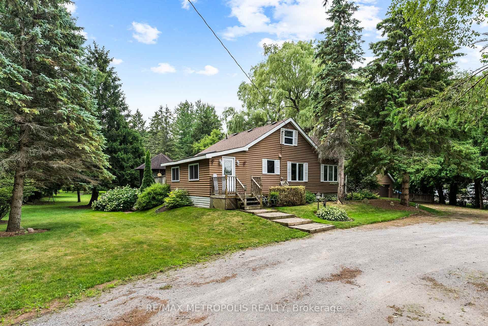 4359 Lloydtown Aurora Road photo 1