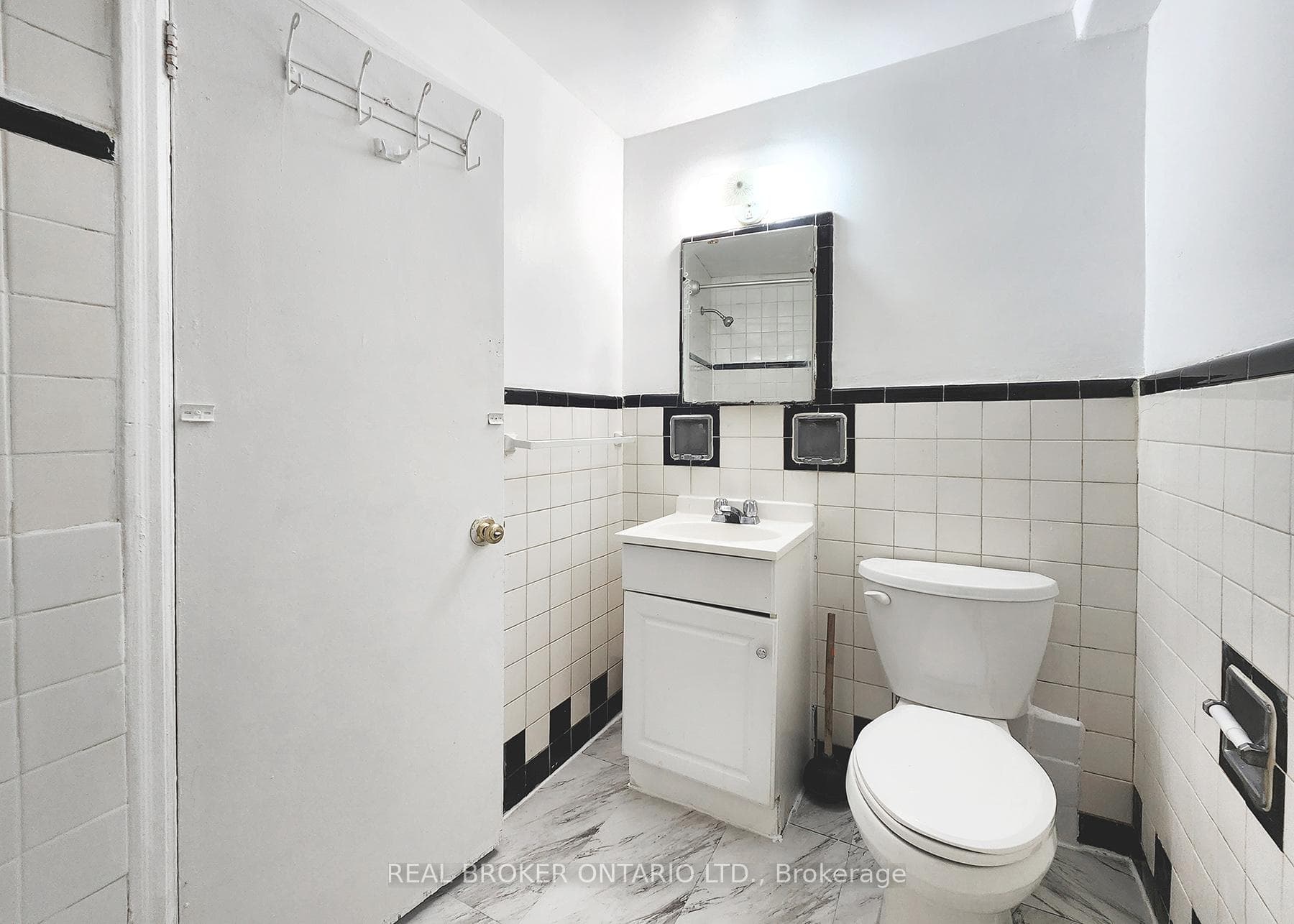 388 Winona Drive Unit 1 photo 12
