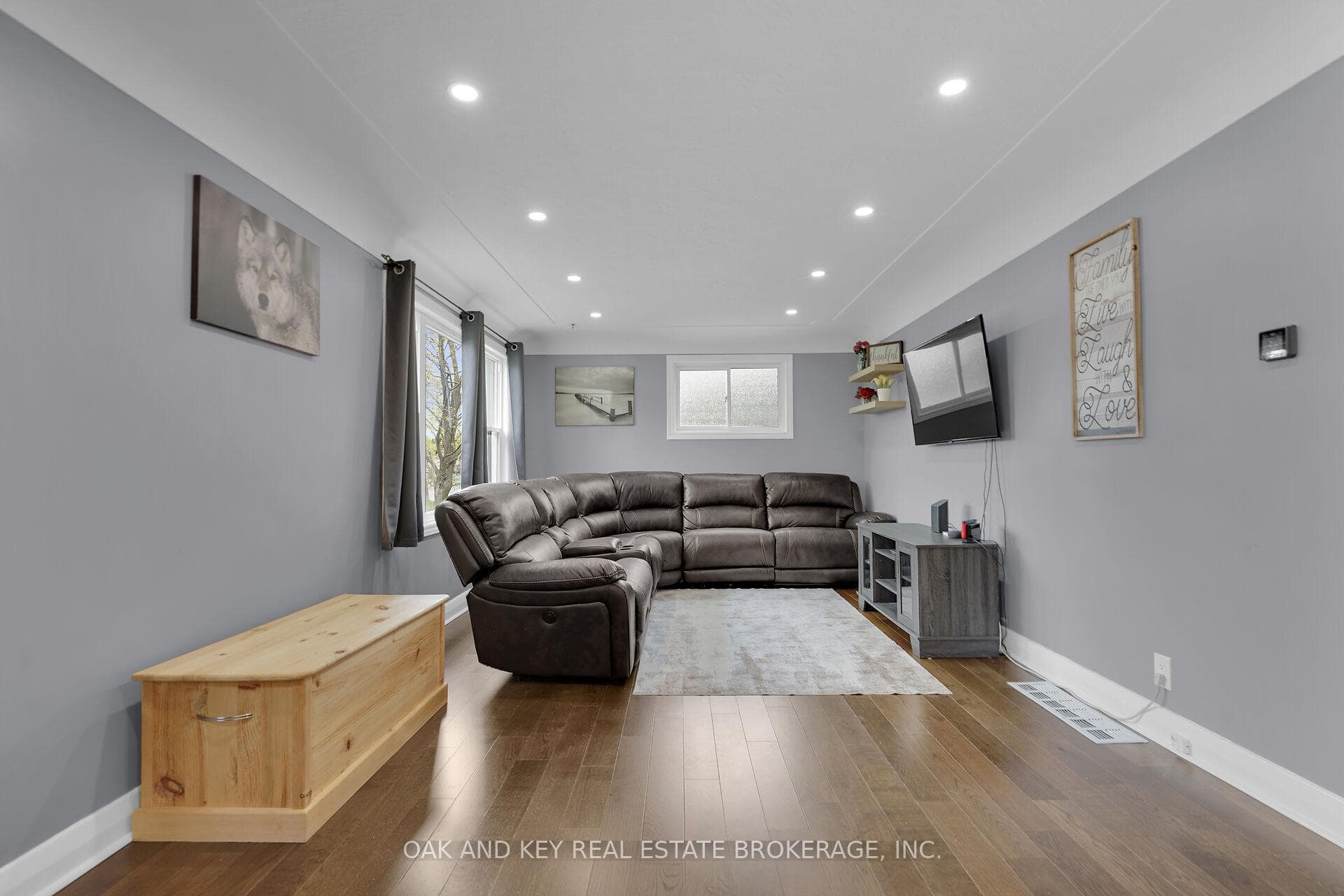 216 Vancouver Street photo 7