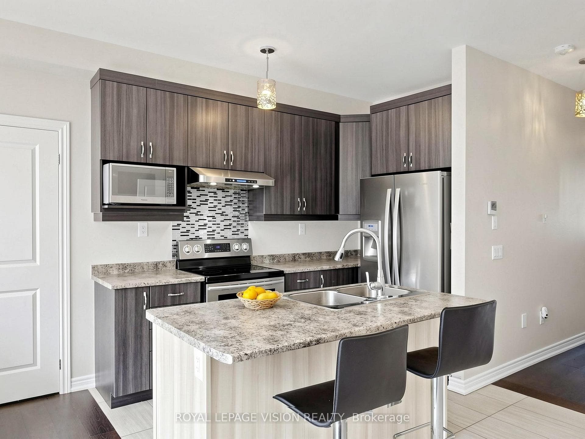 Living/Kitchen