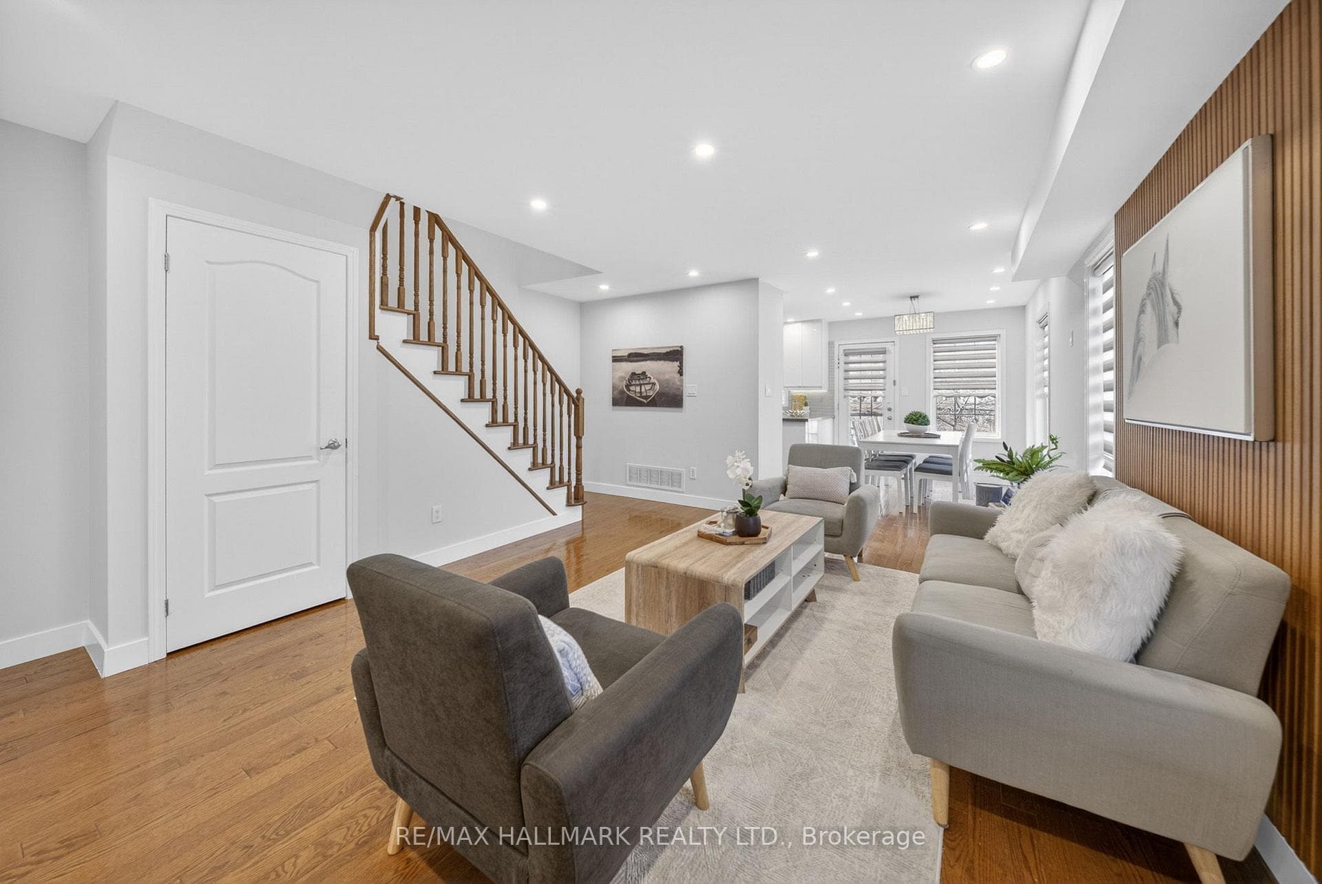 64 Coranto Way photo 8