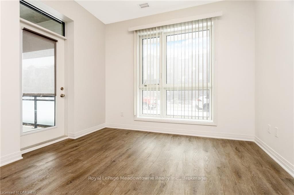 470 GORDON KRANTZ Avenue Unit 117 photo 20
