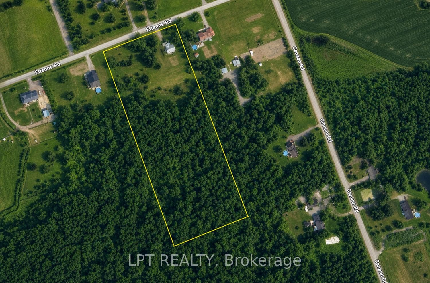 3898 Etienne Road photo 35
