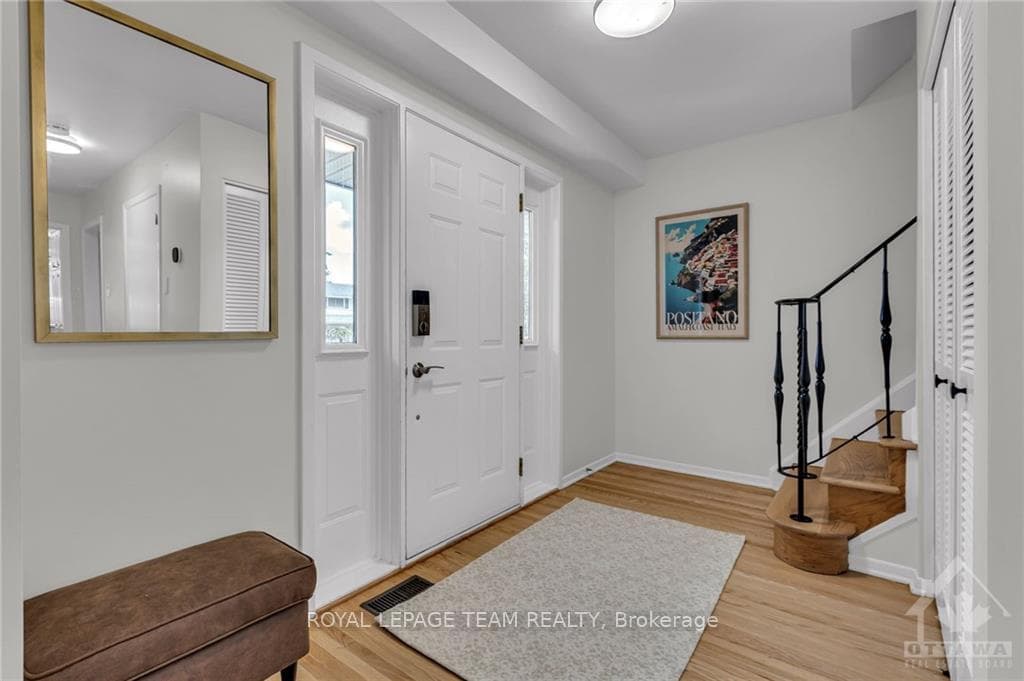 40 NANAIMO Drive photo 4
