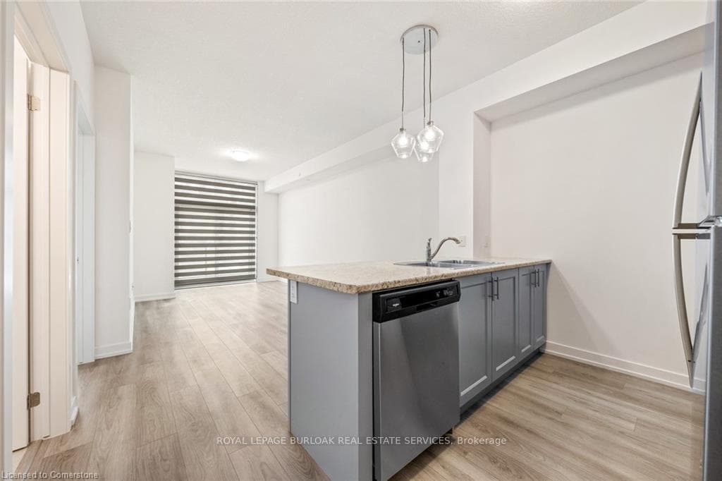 460 Dundas Street Unit 230 photo 6