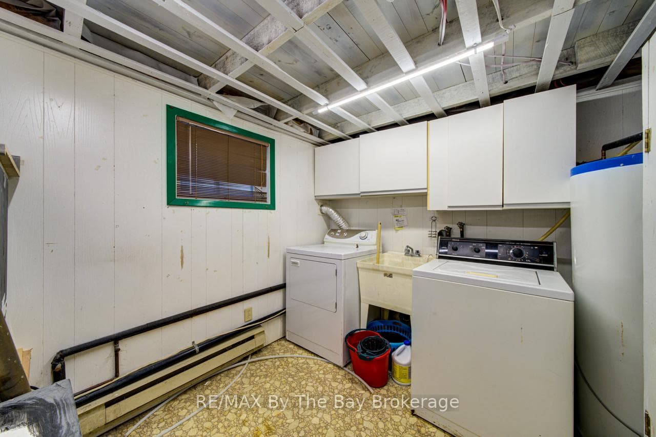 33 17th Street photo 17