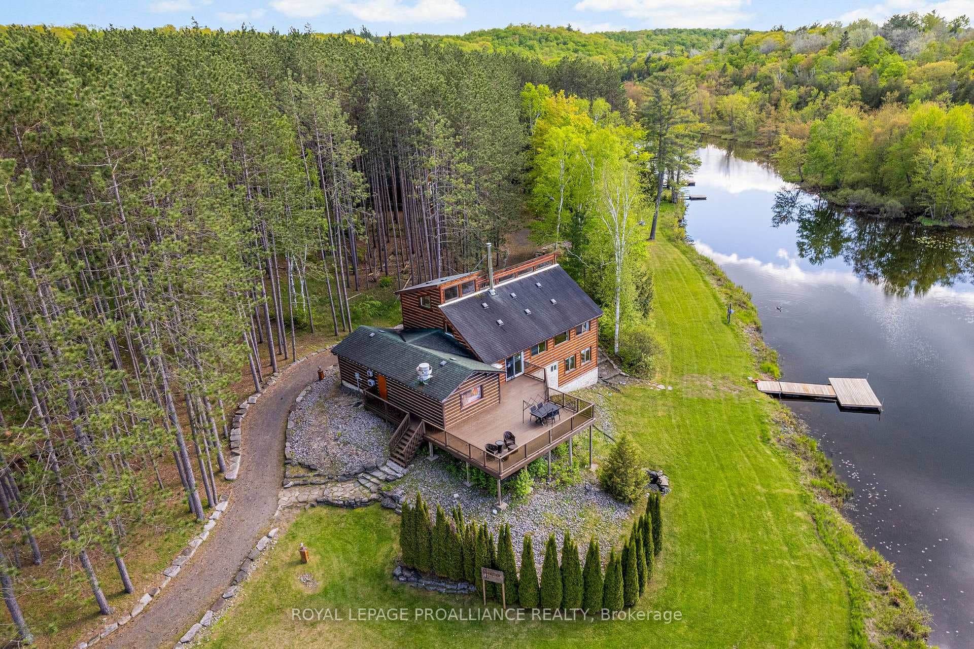 16 Beaver Creek Lane photo 5