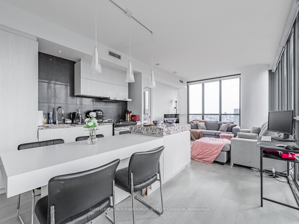101 Charles Street Unit 3204 photo 11