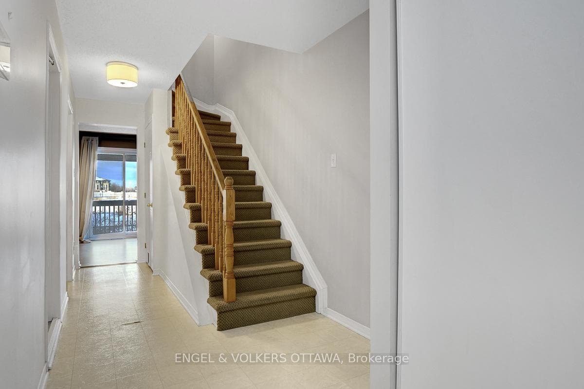 21 Drayton Private photo 7