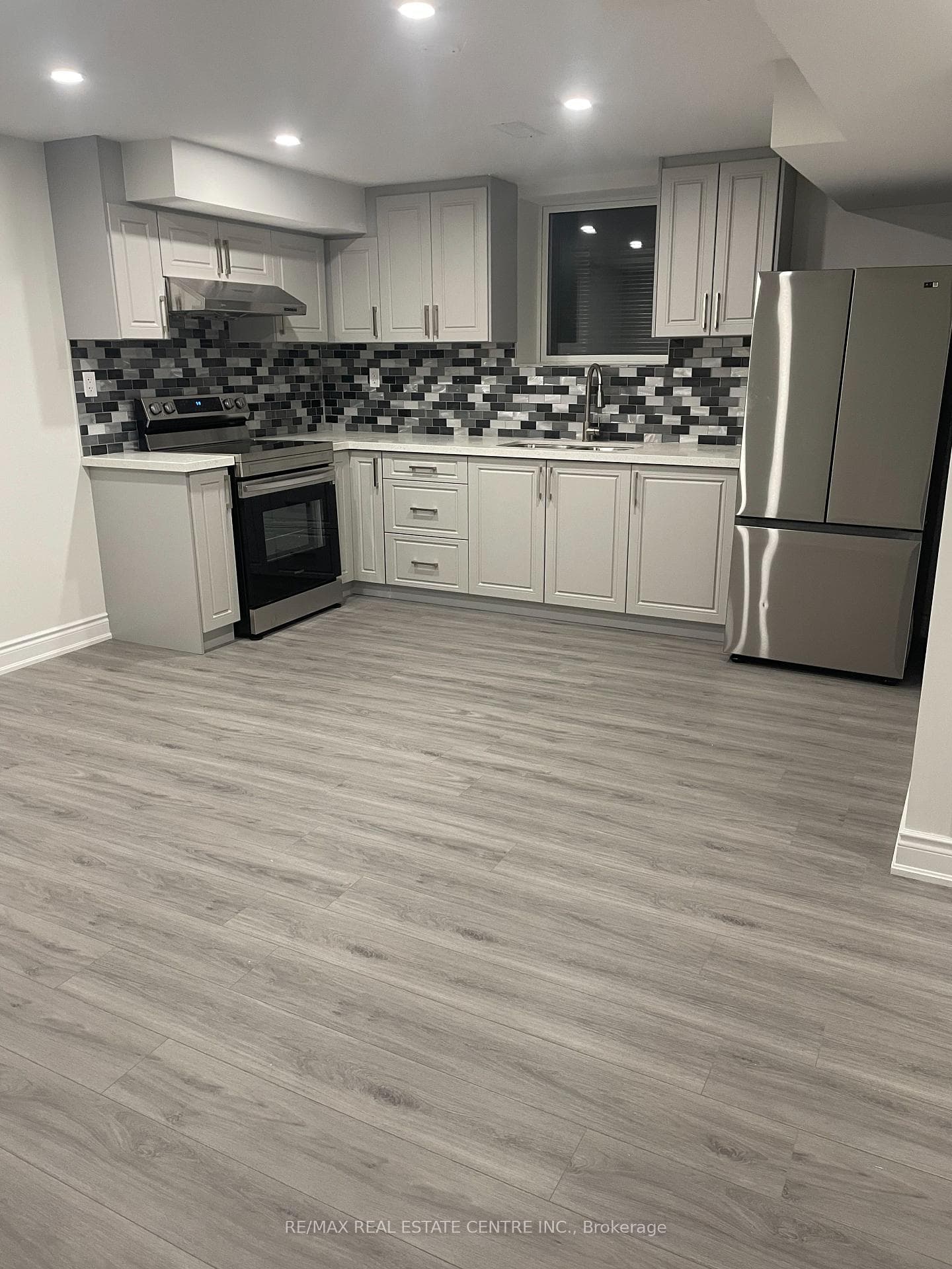18 Alnwick Avenue photo 9