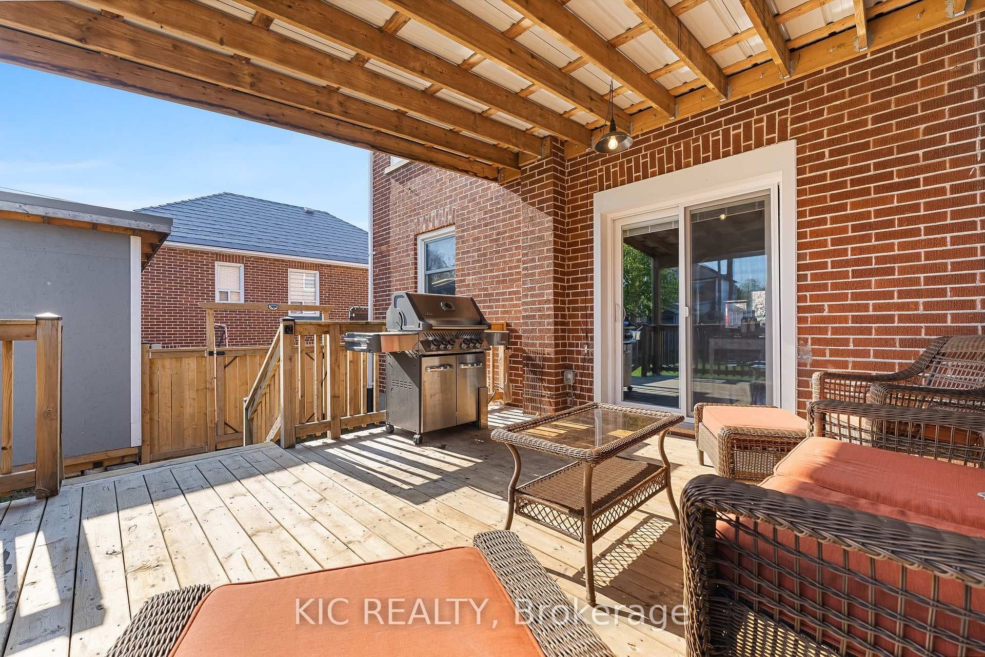 4 Brunswick Avenue photo 29