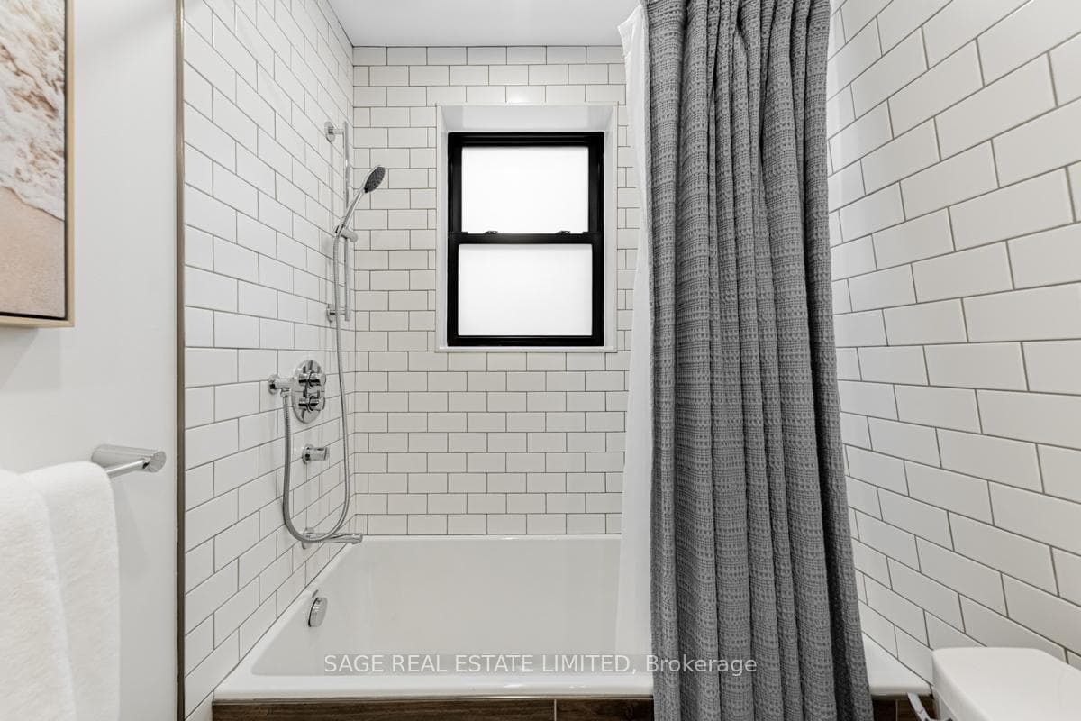 237 Lumsden Avenue photo 21