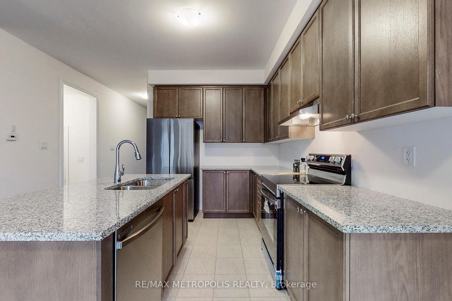 9 Caton Lane photo 17