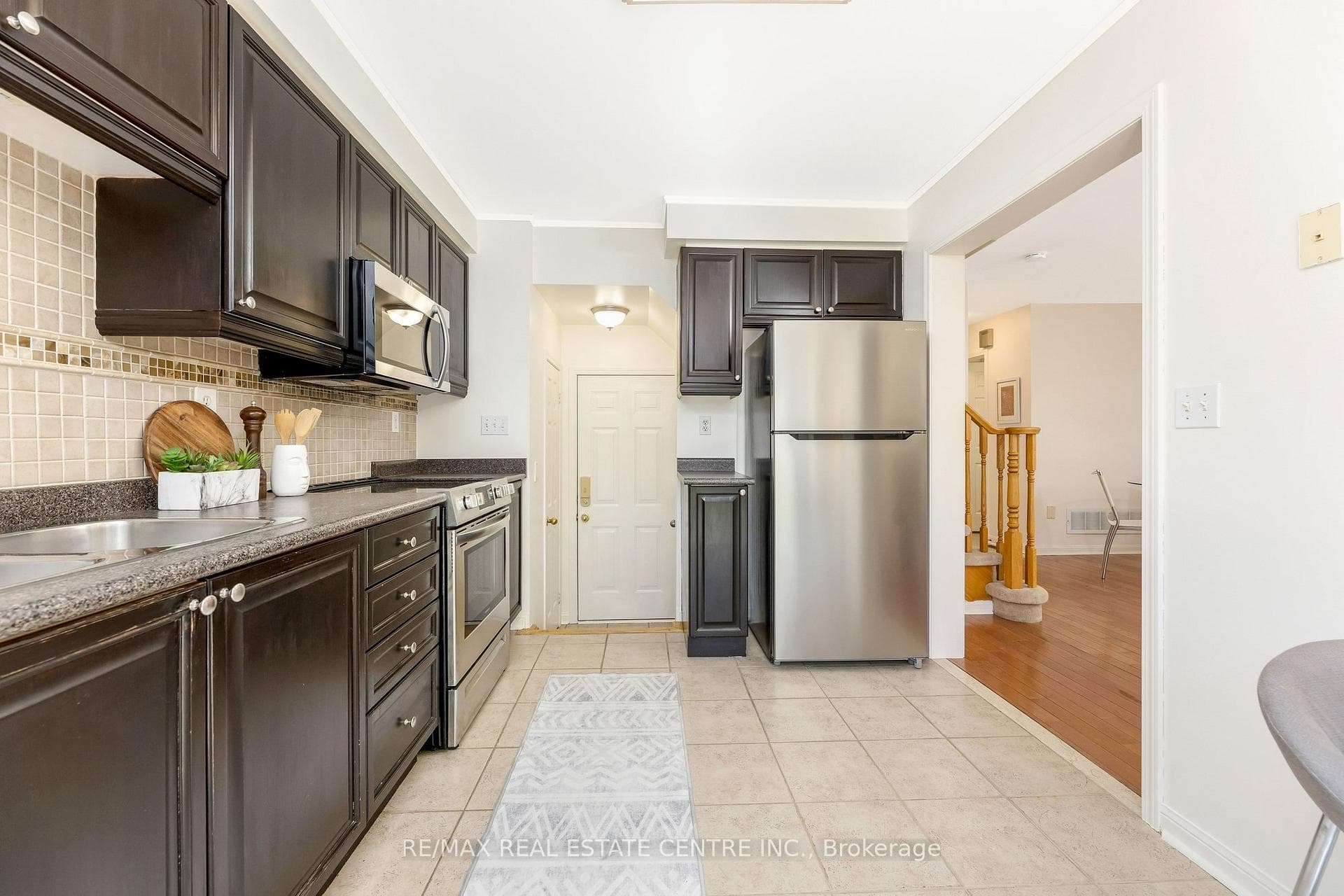 430 Patterson Drive photo 11