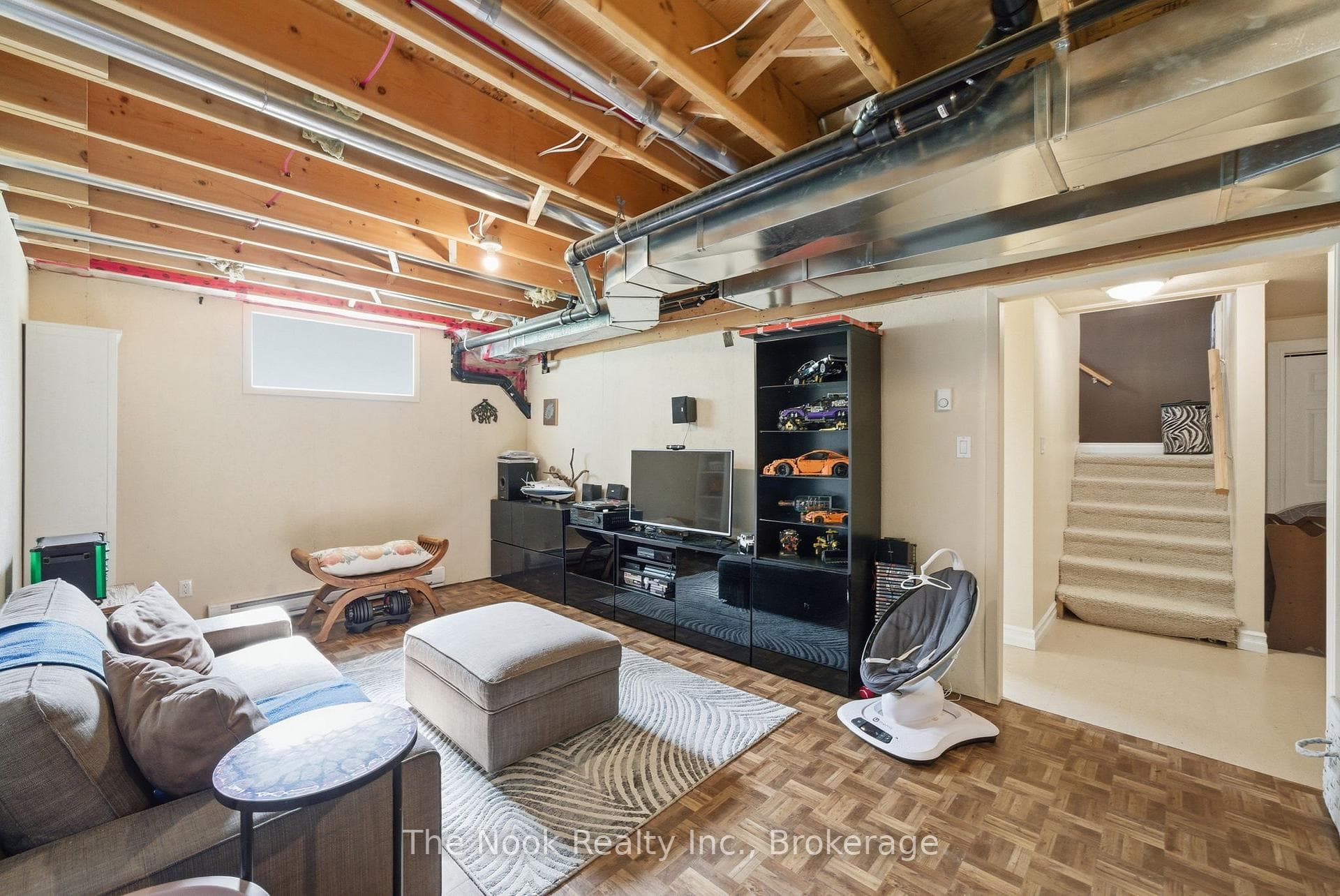 4 McGillivray Lane photo 29