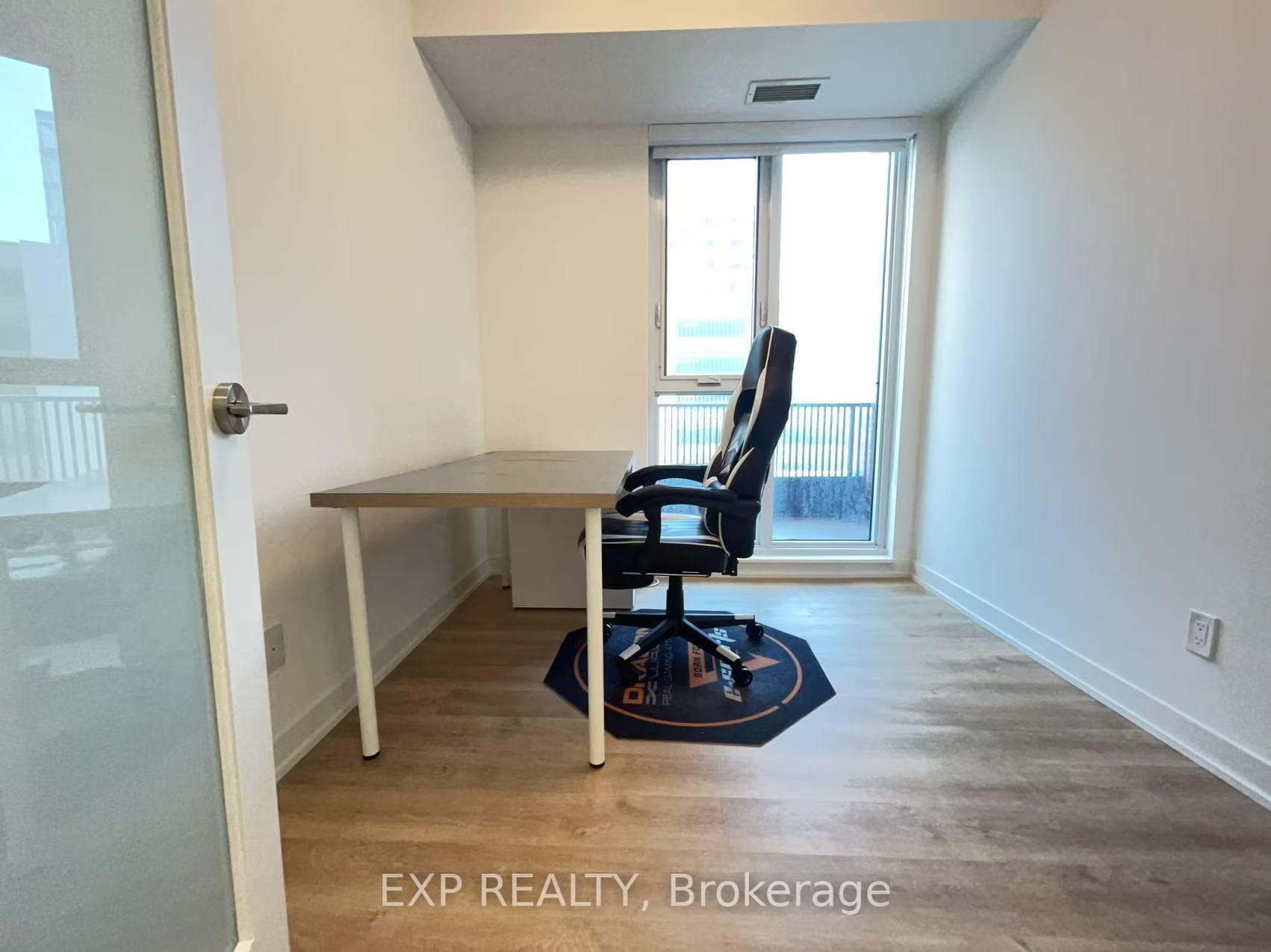 38 Simcoe Promenade Street Unit C617 photo 16
