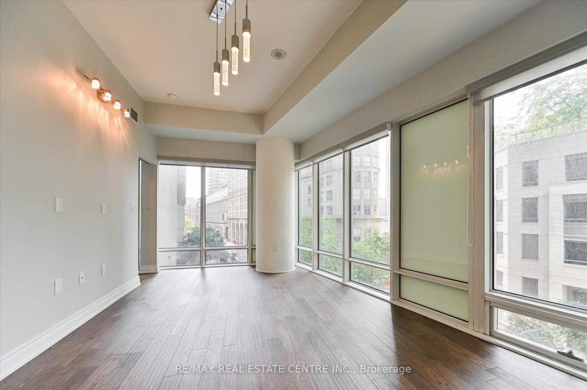 8 The Esplanade Avenue Unit 307 photo 6